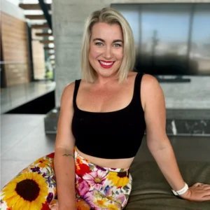Roxy Grey — Principal Talent Consultant